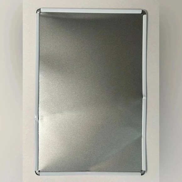 Batman - 8”w x 12”h Beautiful Metal Sign - BN - 🦇🎨 - Picture 5 of 5